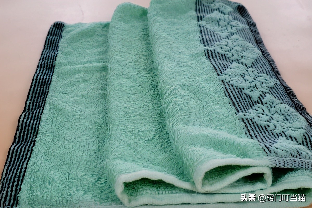 不管毛巾多脏多黄都洗干净,毛巾黄渍清洗小妙招