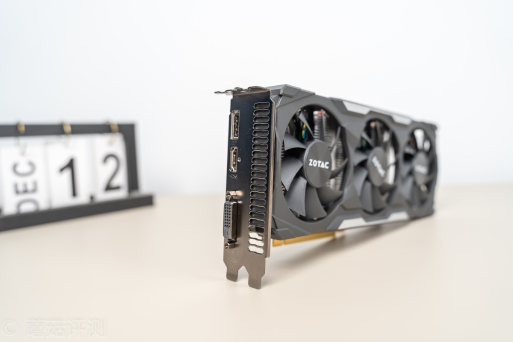 索泰显卡2060s霹雳版oc和x-gaming,索泰rtx2060霹雳oc背板