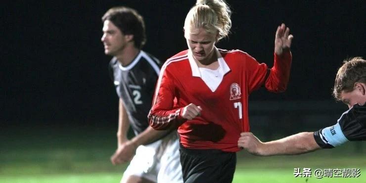 国际女子足球排名美国,经典十大足球电影推荐