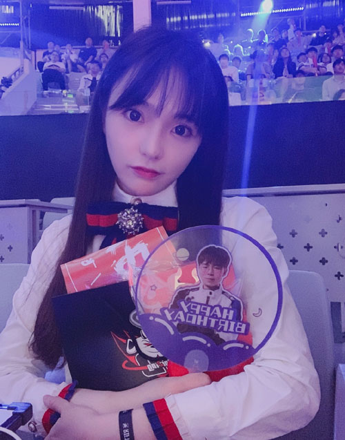 喜上加喜？JDG绿毛公布结婚喜讯，微博晒结婚证惹网友羡慕