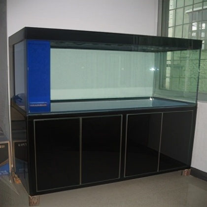 玻璃鱼缸怎么选择,鱼缸底柜用什么材质的好