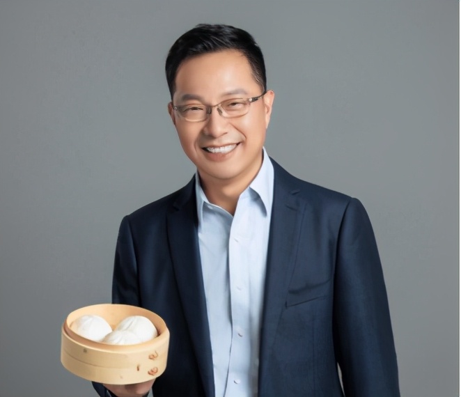 80后小伙500元起家,少年辍学做生意成了百万富翁