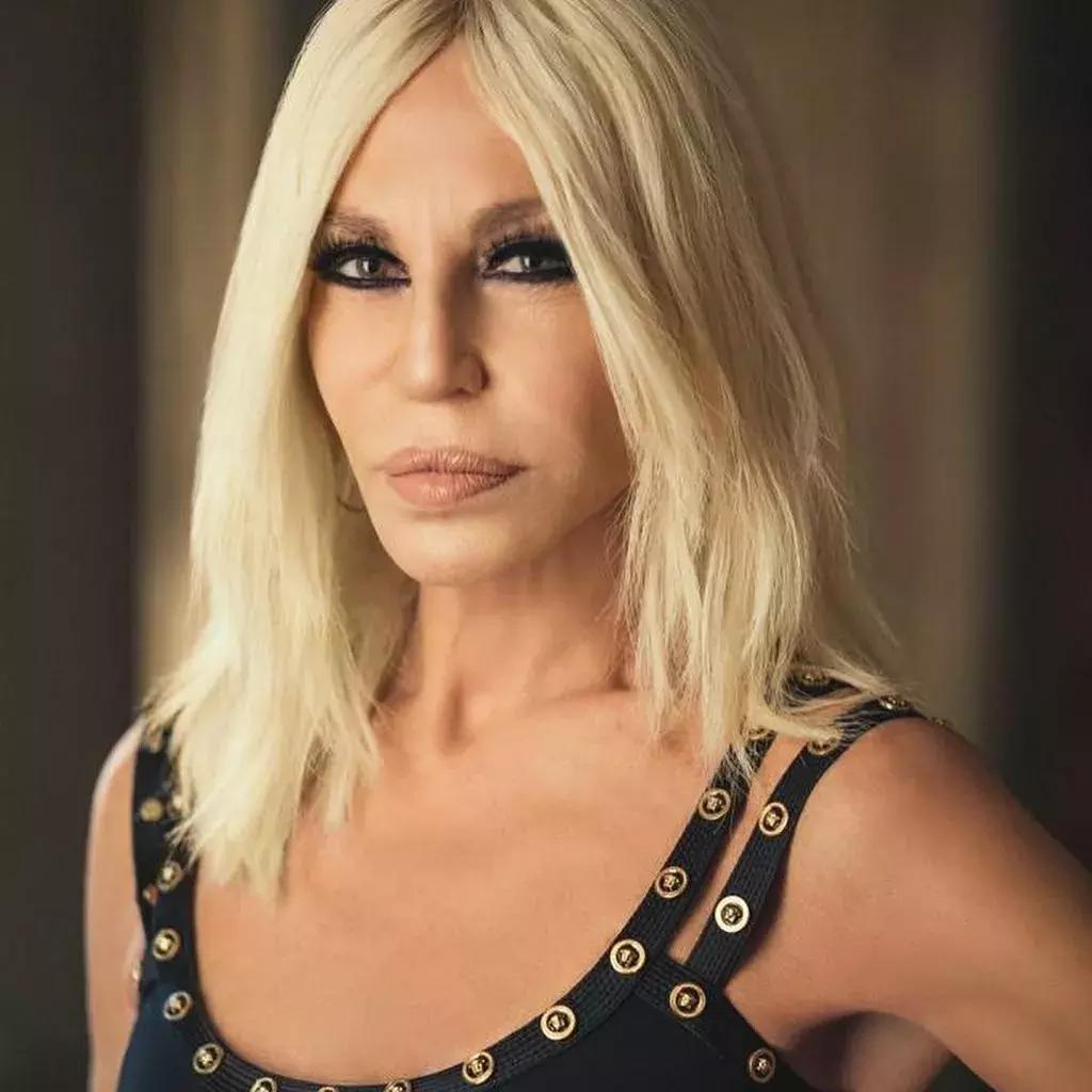 听说今年是全球顶尖奢侈品品牌集体向中国道歉的元年?