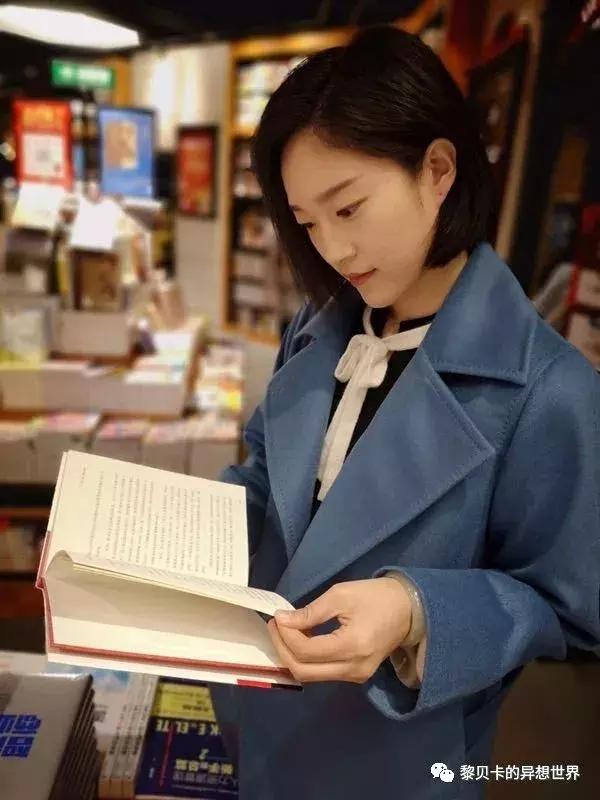 她们说穿过最满意的一件大衣,是这件!