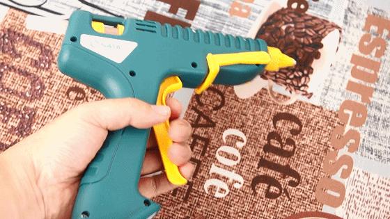热熔枪儿童手工作业,轻松搞定儿童手工
