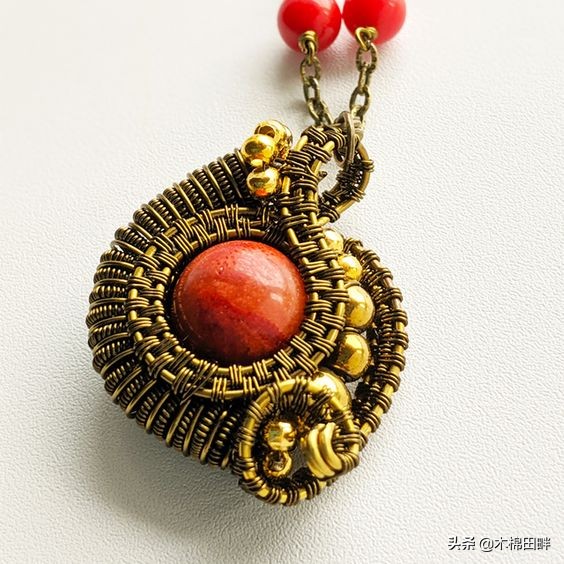 有哪些宝石首饰值得购买,首饰上的宝石值得买吗