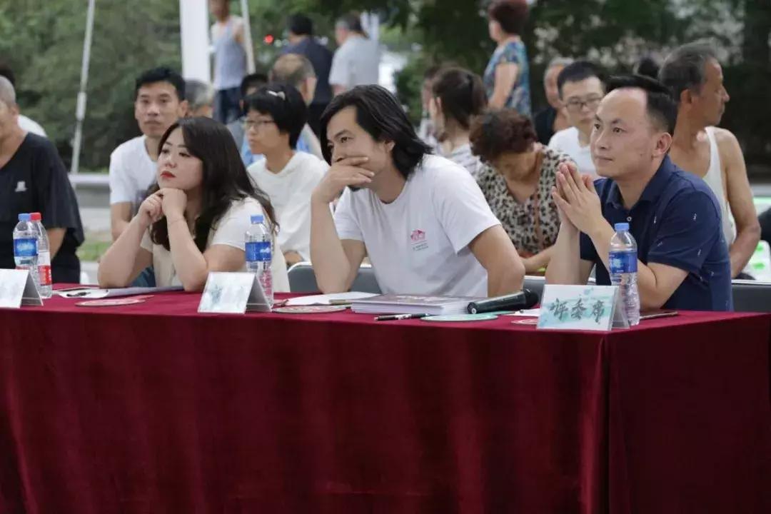 鐩存挱棰勫憡鎵撴瓕,鐩存挱棰勫憡棣栨垬闊充箰