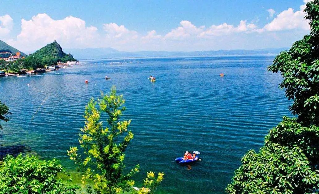 昆明玉溪澄江抚仙湖,云南澄江抚仙湖