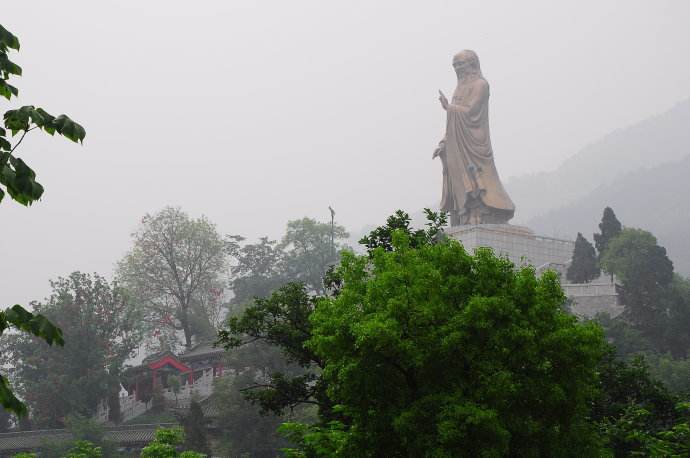 三种不同的态度,三个人三种不同的性格和态度
