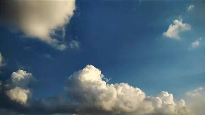 拍天空治愈心情文案,拍天空的视频治愈系