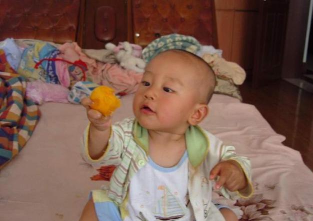 宝宝被食物噎住了怎么快速解决,宝宝被食物卡住的案例