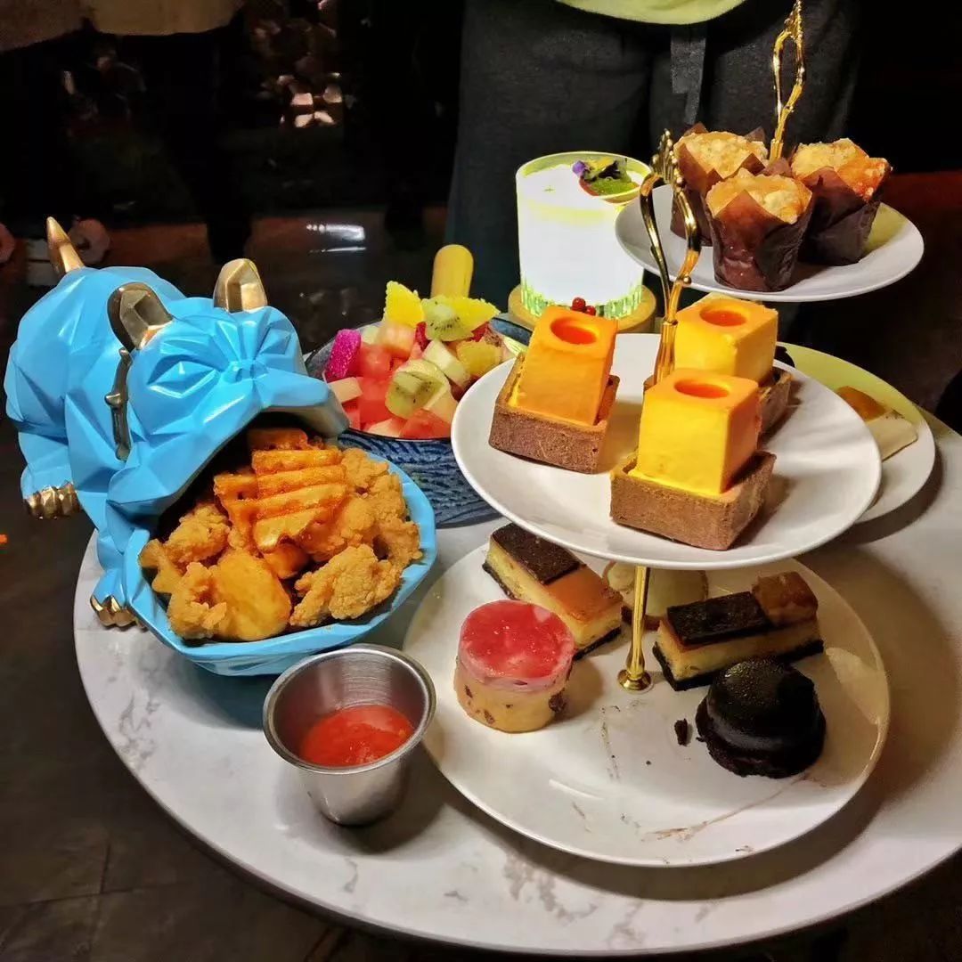 加鱼子酱的鸡尾酒喝过吗？长春首家分子鸡尾酒吧，味道太神奇了