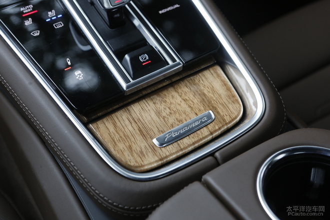 保时捷panamera混动深度测试 (全新保时捷panamera4s 2.9t试驾感受)