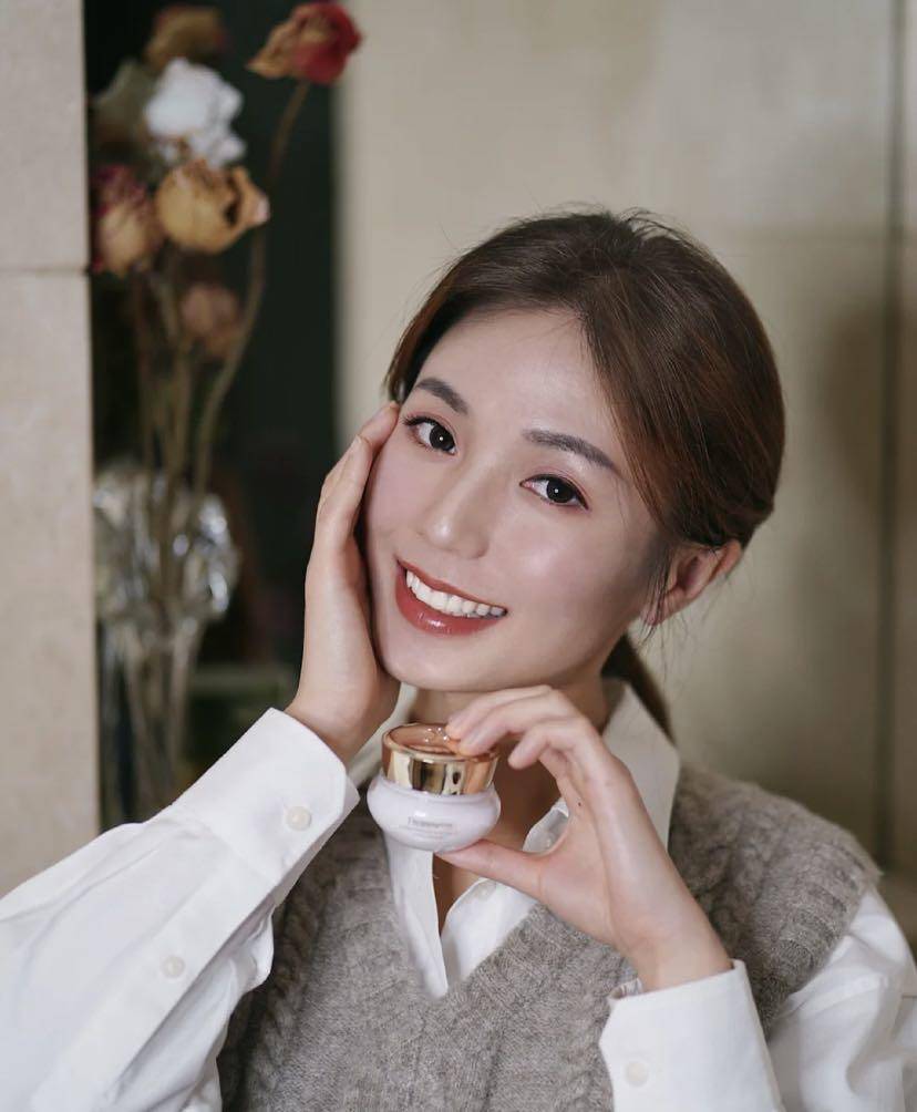 化妆补水喷雾推荐干皮,持久定妆保湿化妆水