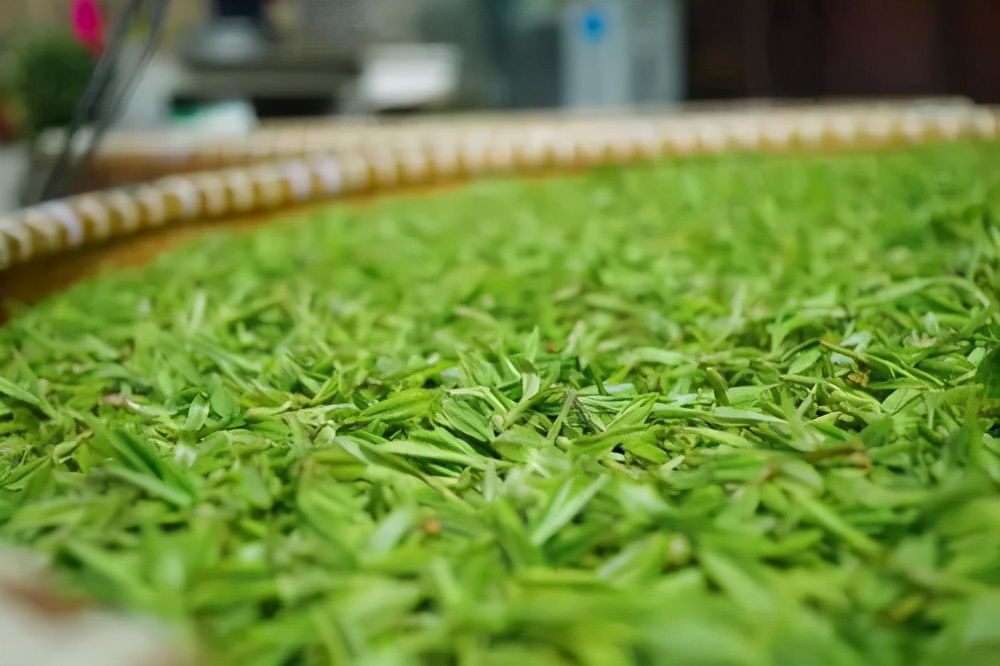 岩茶茶汤是酸性还是碱性,为什么茶汤是酸性但是有益健康