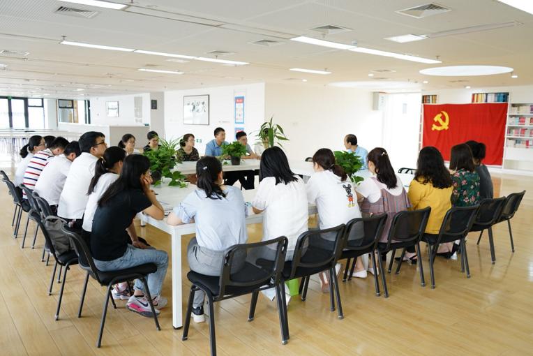 省教育厅年检专家组莅临西安汽车职业大学校开展2019年度工作检查