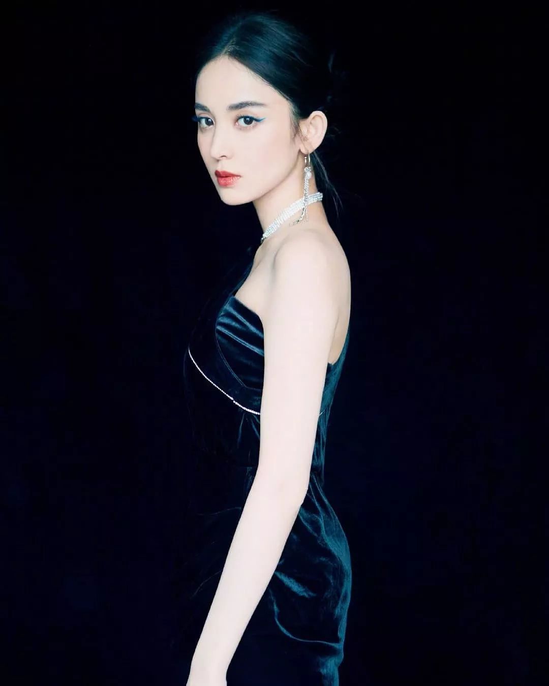 个子一般骨架大怎么穿,个子高骨架大女生怎么穿