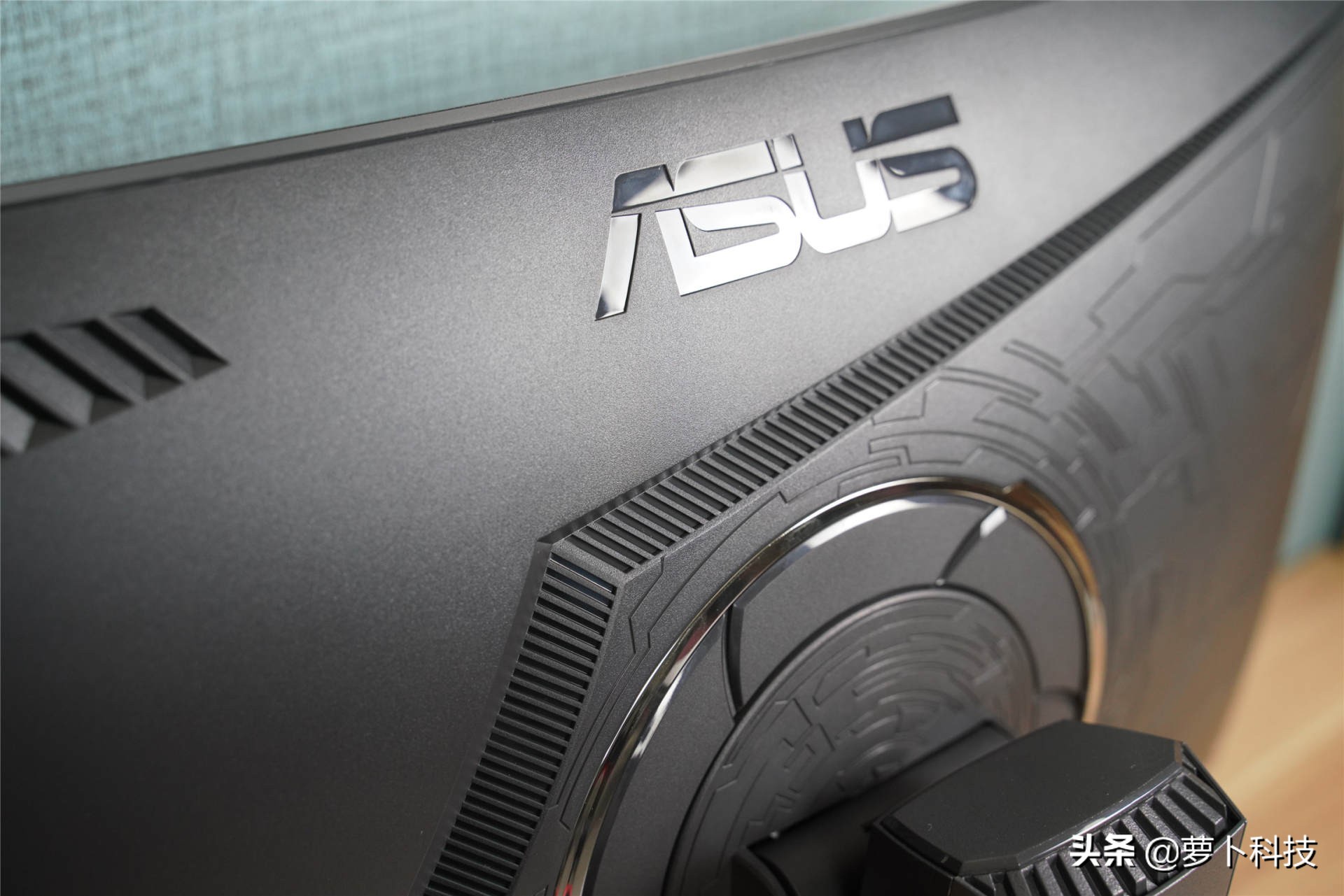 32寸2k165hz曲面屏显示器推荐,2k165hz32寸显示器测评曲面