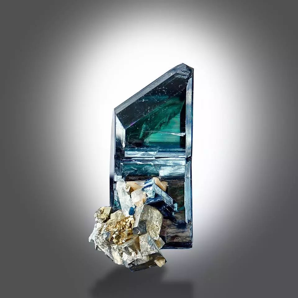 价值1000万的金子一鉴定只剩100？！“愚人金”到底是什么？