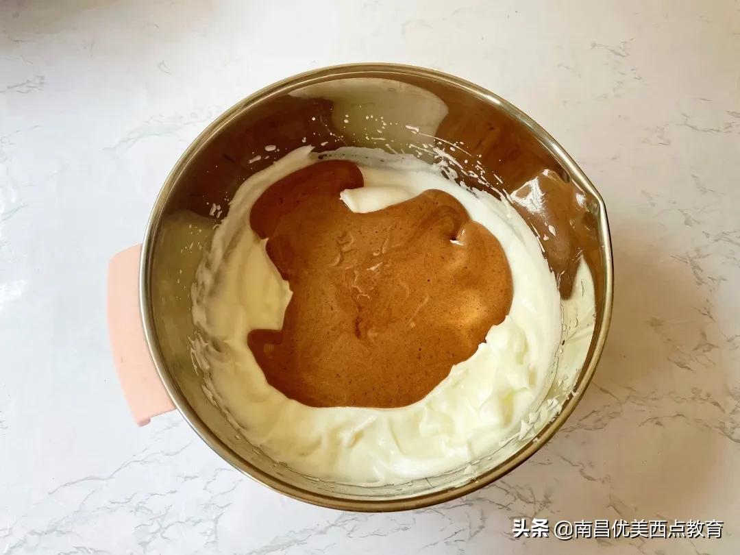 提拉米苏怎样才做到入口即化,零失败入口即化简易版提拉米苏