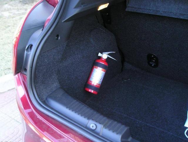 提车的时候带了全包围脚垫靠谱吗,提车别再要脚垫了