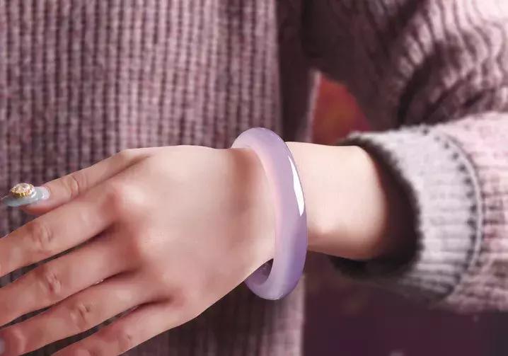 十种不易造假的玉石,十种不输翡翠的小众玉石