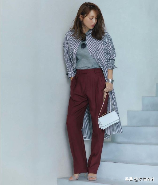 适合日常穿搭看的时尚杂志,日本小众女士秋季穿搭