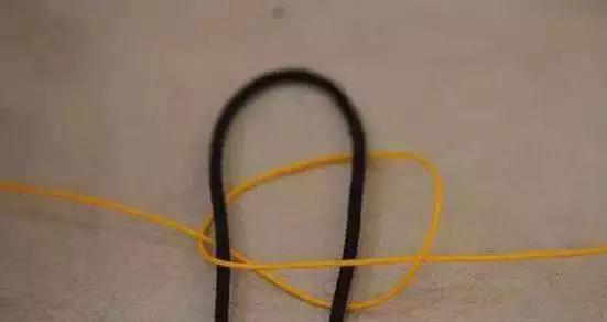 手编绳吊坠怎么打结,四股手编绳打结收尾