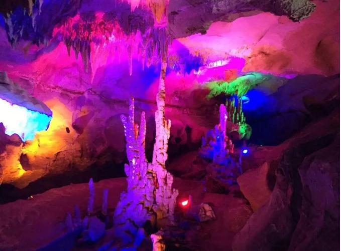 安徽省内有哪些玩的天堂寨,安徽省旅游天堂寨景点推荐