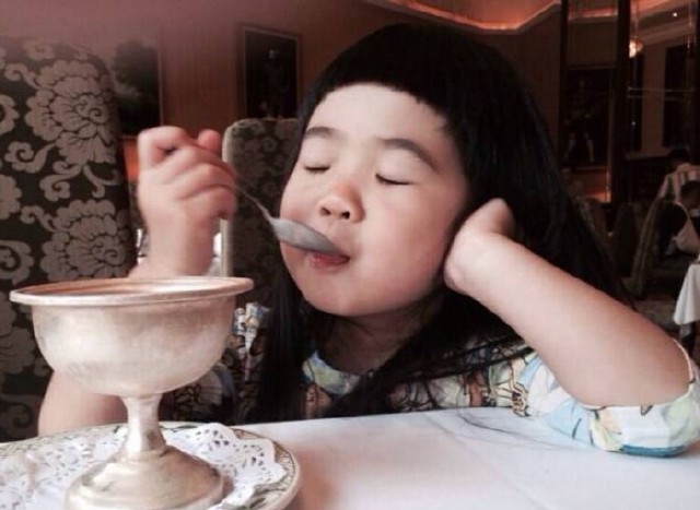 曹格女儿长大变样,曹格女儿看到林志颖