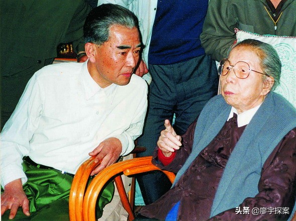 5位年轻演员演周总理，有形似，有神似，其中一位央视选得太好了