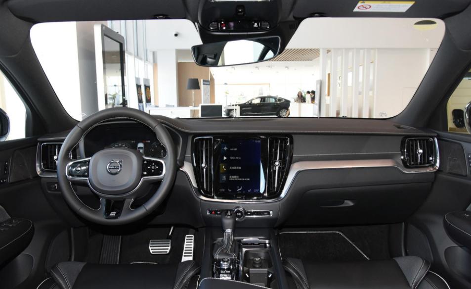 2020款沃尔沃s60t5智雅运动版,二手2020年沃尔沃s60t5落地多少钱