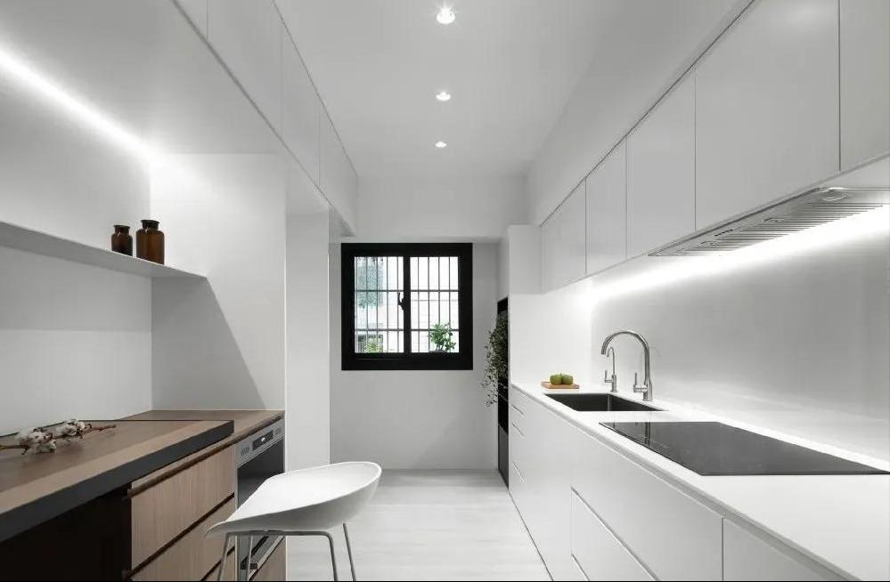 餐厅灯具最佳配置,餐饮厨房灯具设计布局