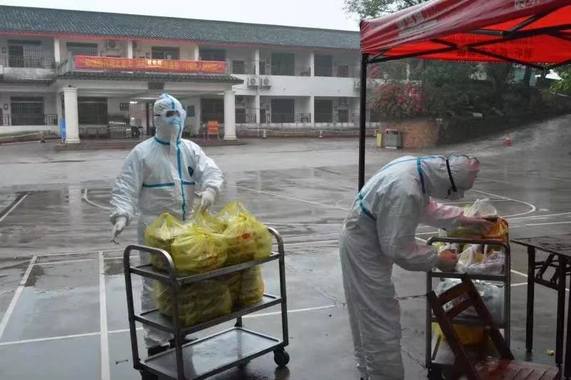 “甜”入人心！隔离疫情不隔离爱，滞留在广西的武汉人这样过元宵节