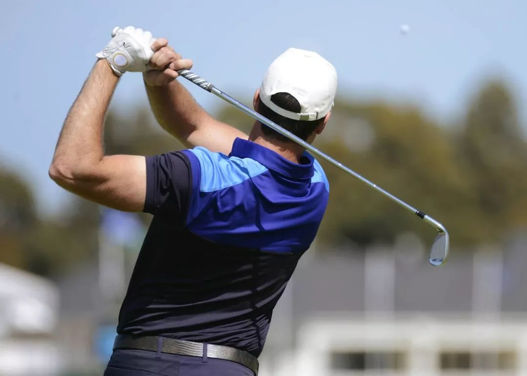 健身教练是属于体能训练师吗,健身教练能当体能教练吗