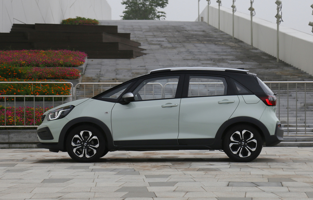 全新飞度上市时被群嘲,如今给出大幅优惠后,消费者:这车真香