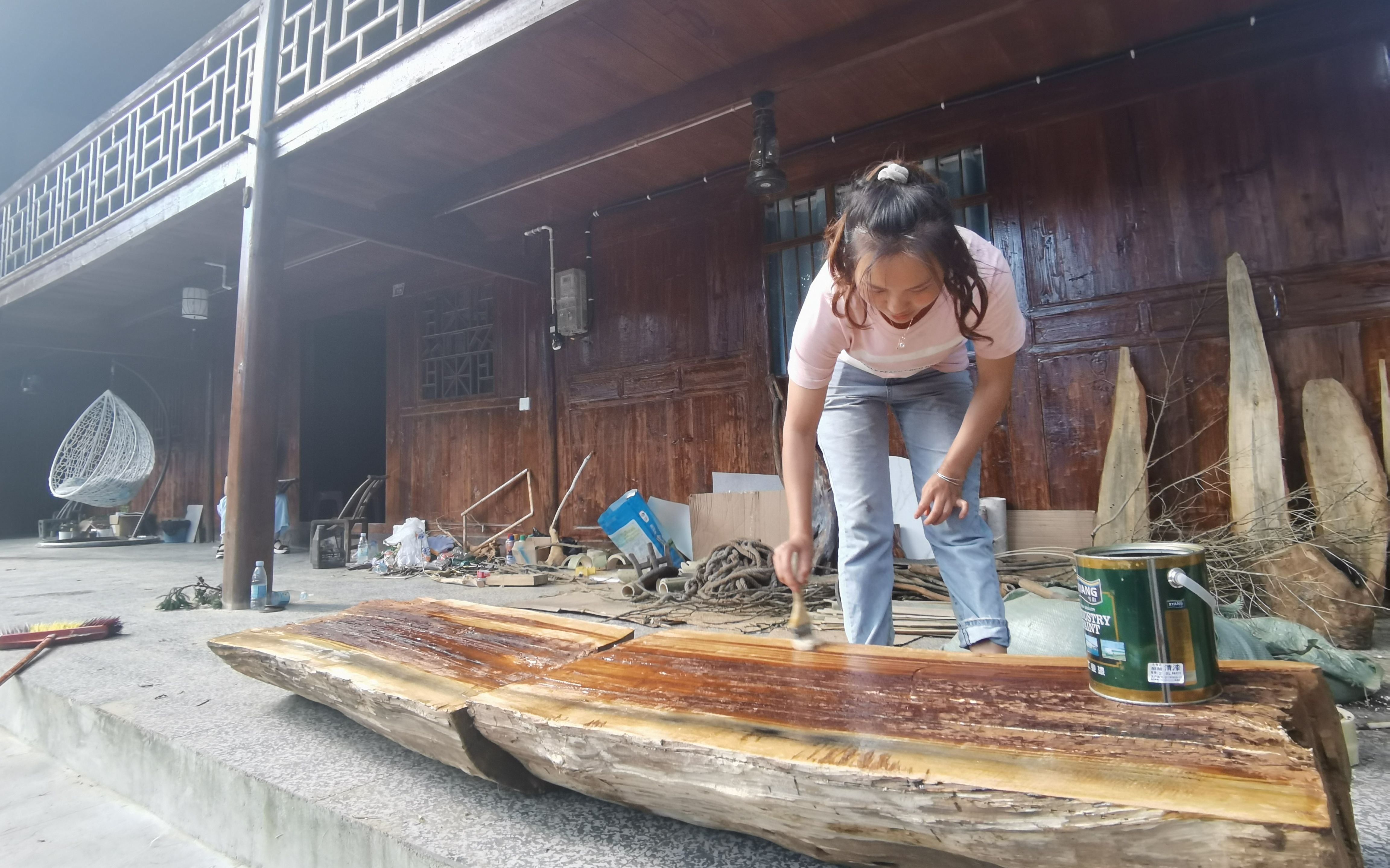 土家村寨枫香河：木楼重生追回落后的三十年