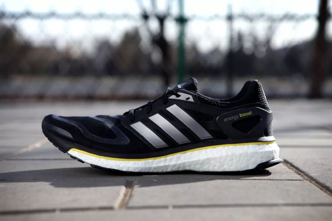 秋冬款adidas4d,adidas跑步鞋四年级