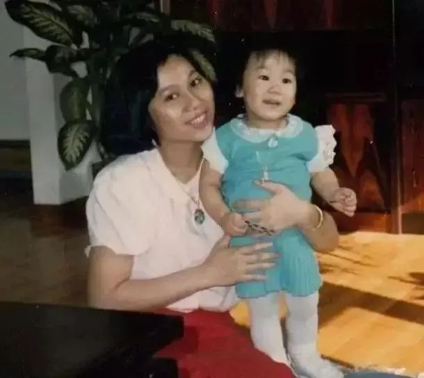 扎克伯格为什么要娶自己的老婆,扎克伯格谈妻子是最美的