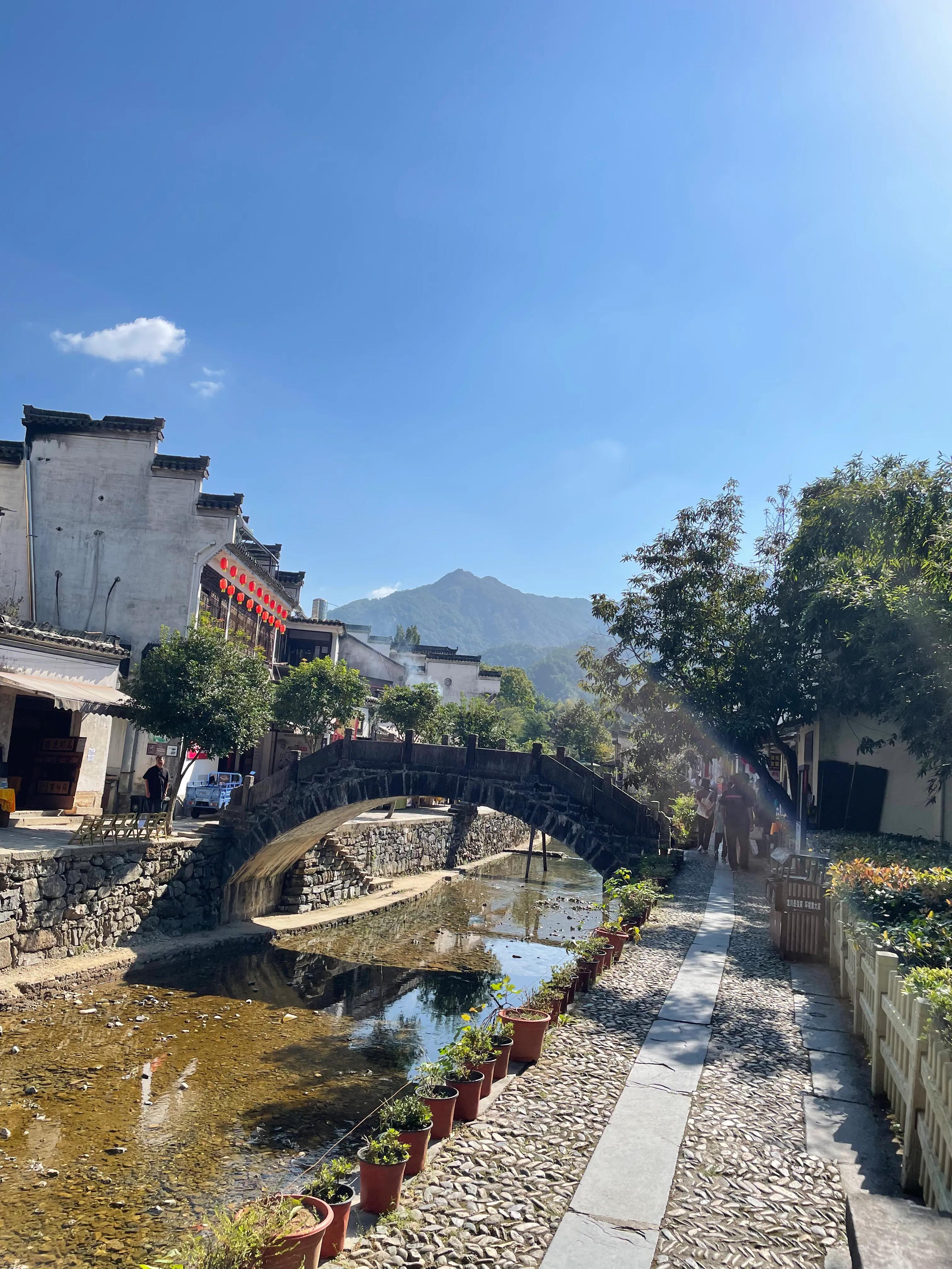 假期景区最好推荐,绩溪龙川5a景区