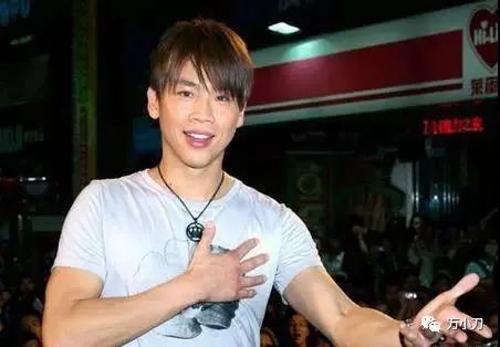 陶喆情史完整视频,陶喆万花丛中过