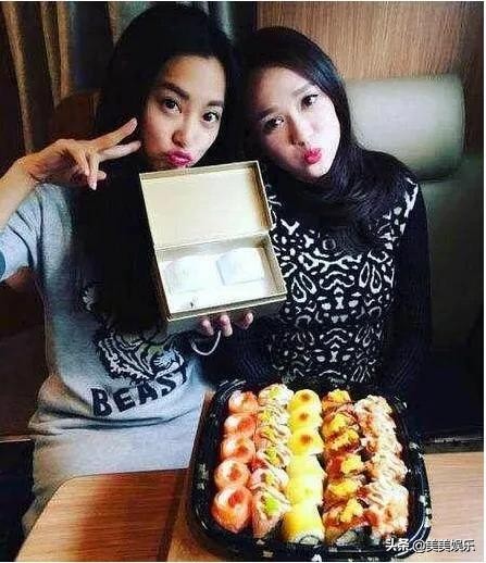 王子变青蛙女主怀孕,王子变青蛙女配怀孕