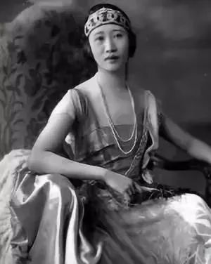 惊艳时光和温暖岁月,温暖了岁月惊艳了时光出自哪里