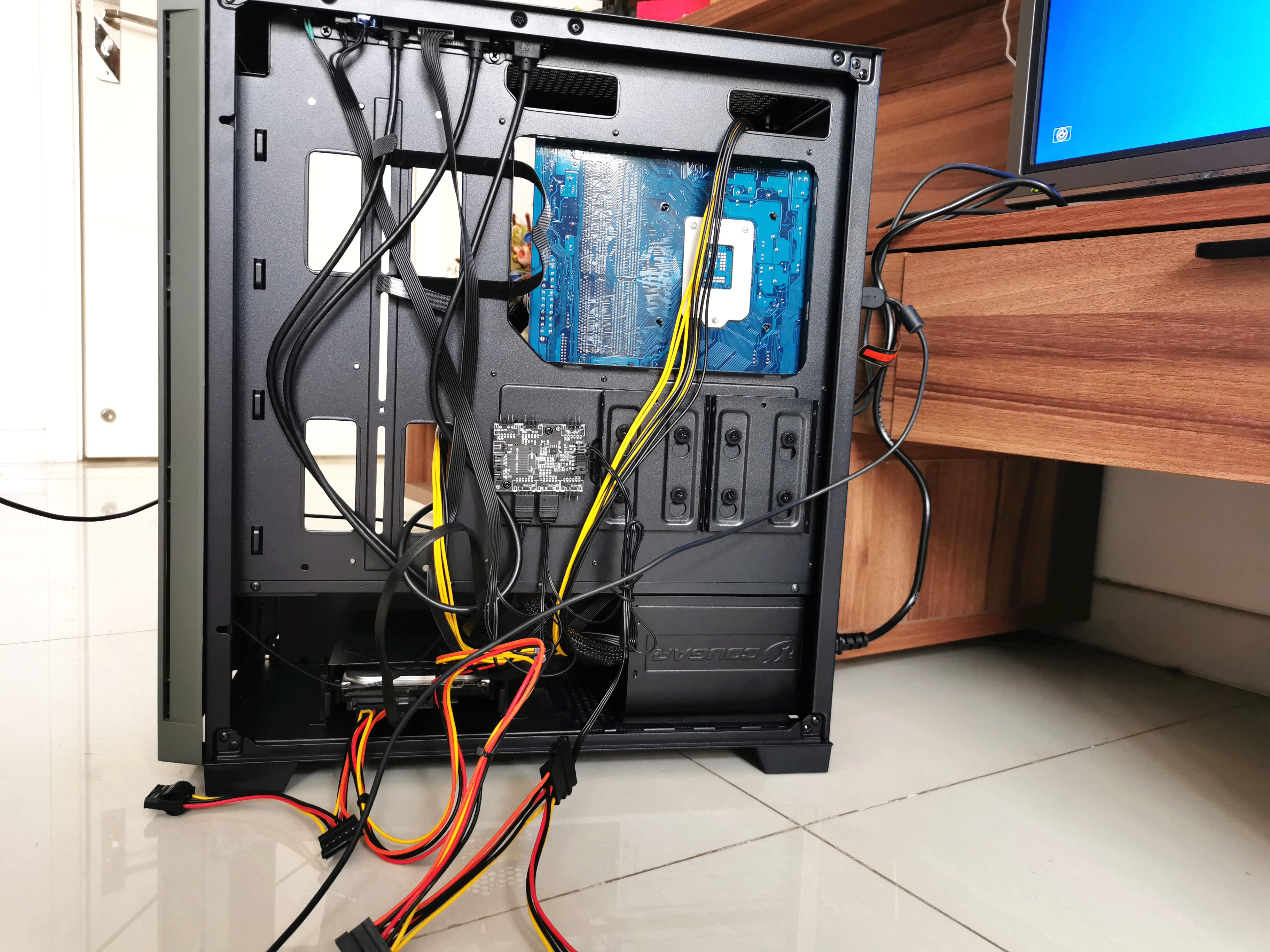 骨伽x70机箱,骨伽机箱x7