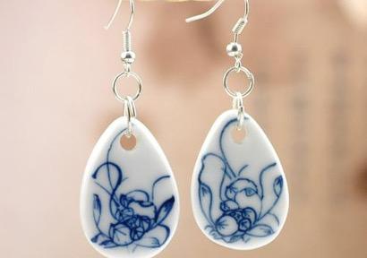 旧金首饰换新款金首饰,旧首饰换新品