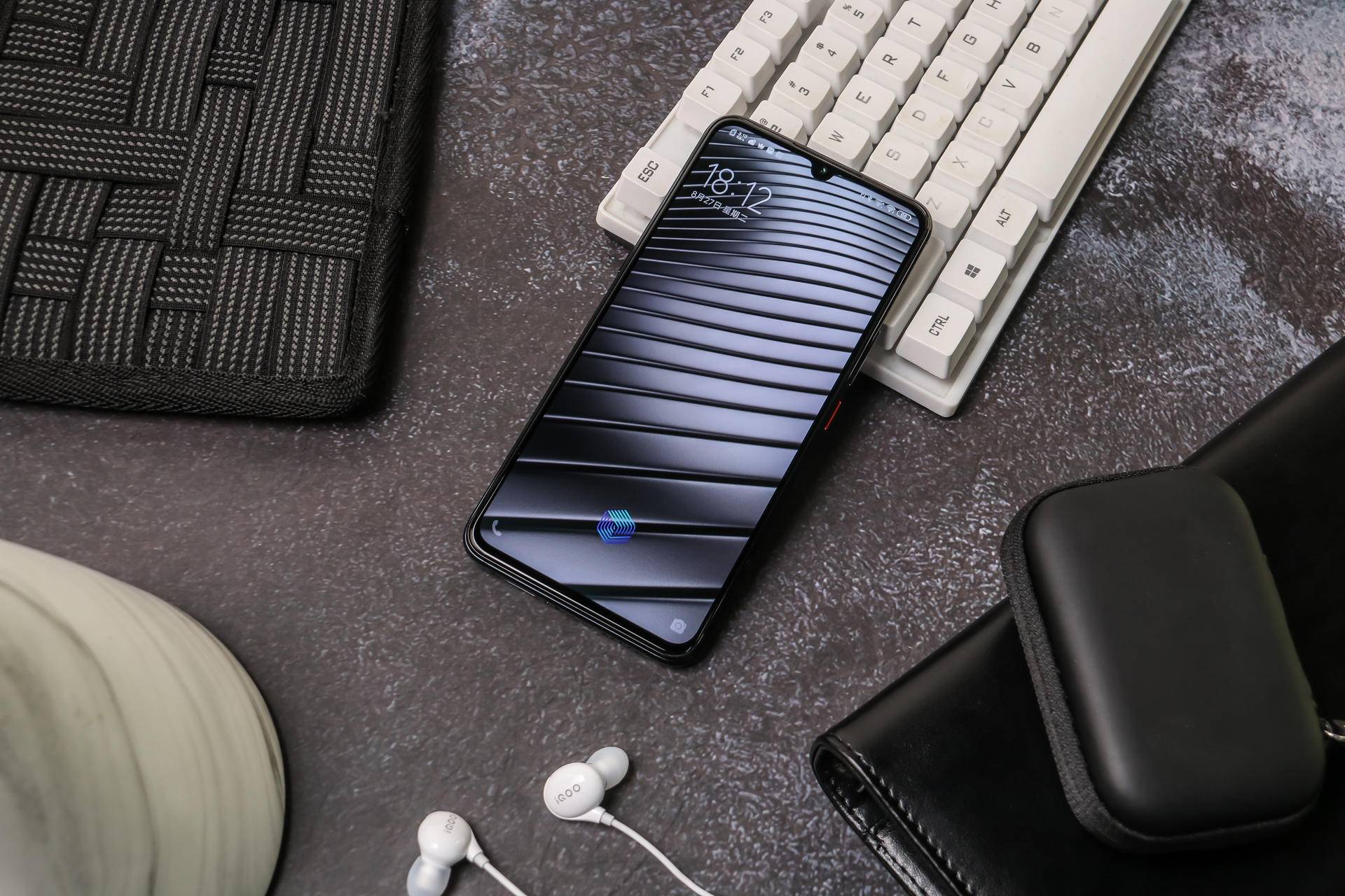 1000元以下iqoo游戏5g手机推荐,3998起售的iqoo5会是真香吗