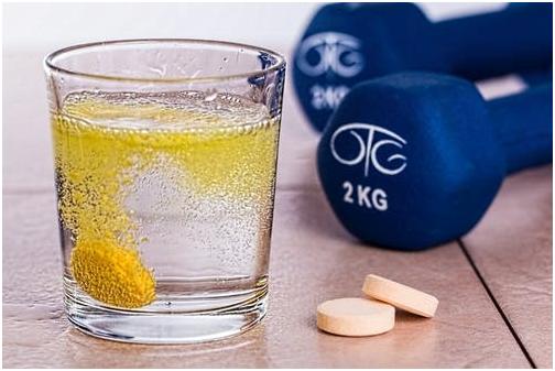 业余健身爱好者吃什么补剂,健身房中常见的蛋白质补剂