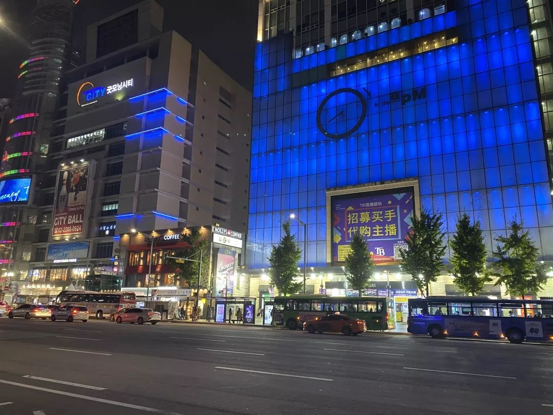 深夜淘金人,夜晚淘金人