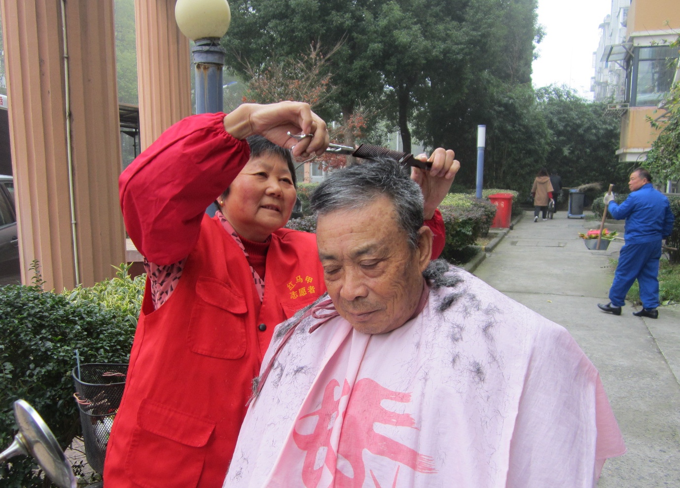 志愿者协会助力优化营商环境,优化营商环境志愿者宣讲