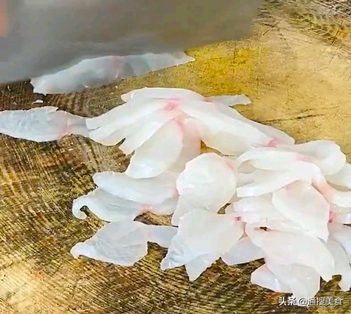 生吃的鱼片有哪些,鱼生吃不完鱼片剩下的怎么处理